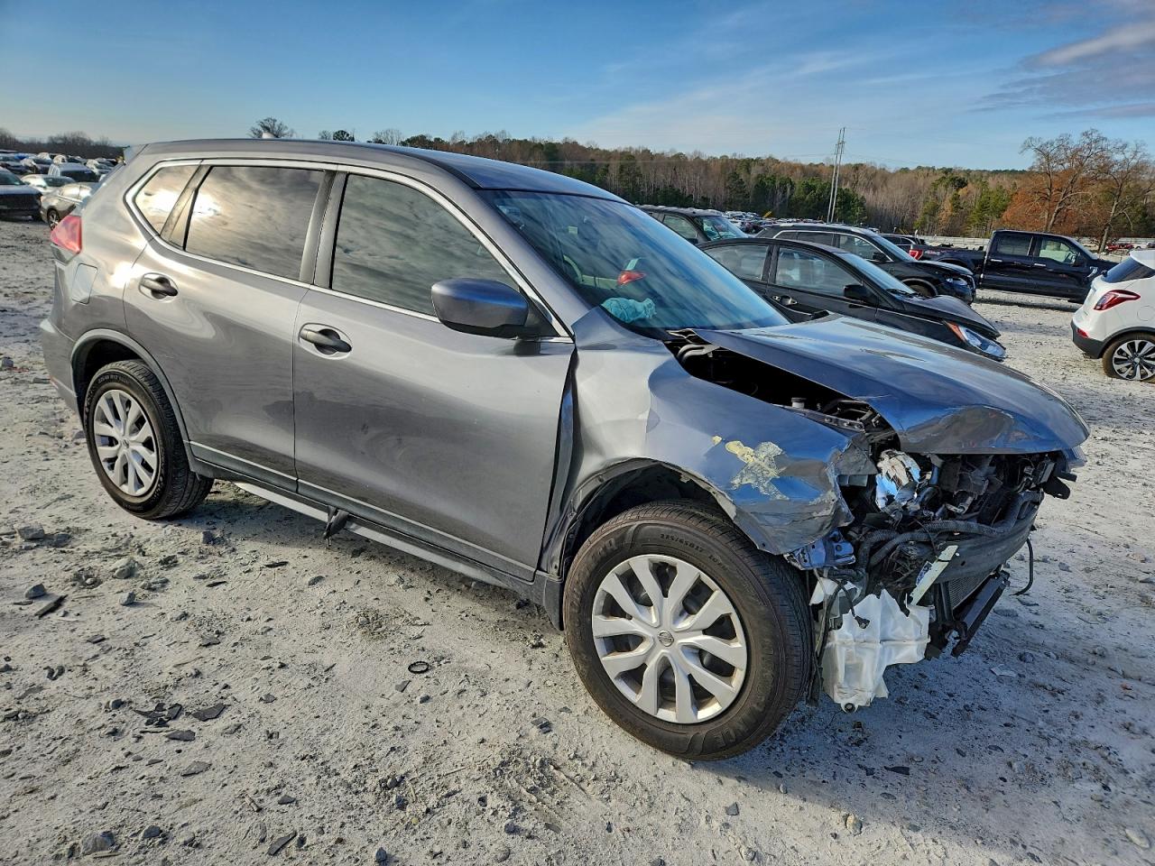 2018 NISSAN ROGUE S photo 4