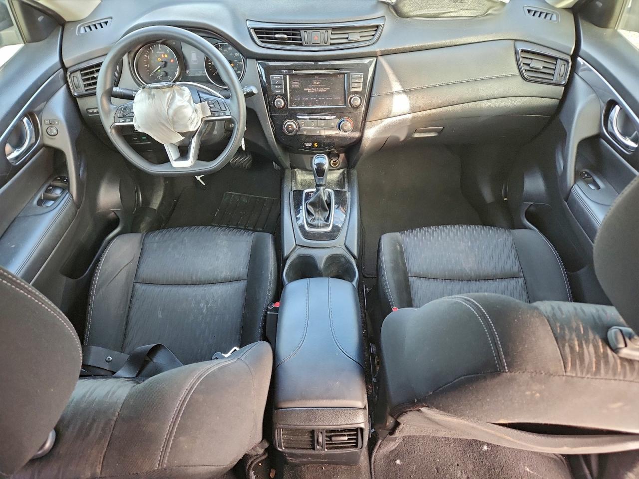 2018 NISSAN ROGUE S photo 8