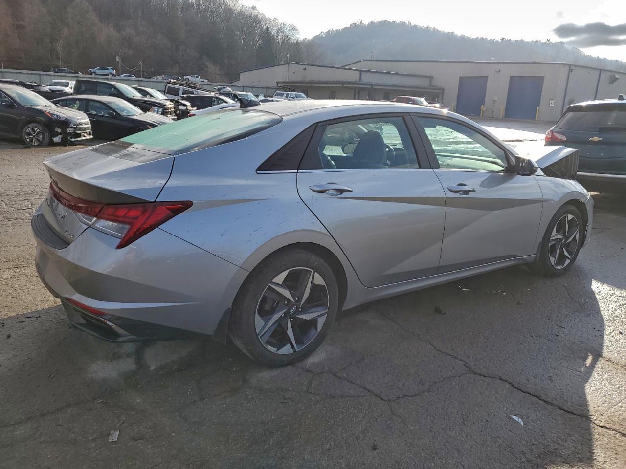 2021 HYUNDAI ELANTRA LIMITED photo 3
