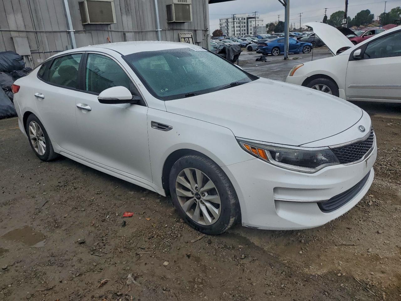 2016 KIA OPTIMA LX photo 4