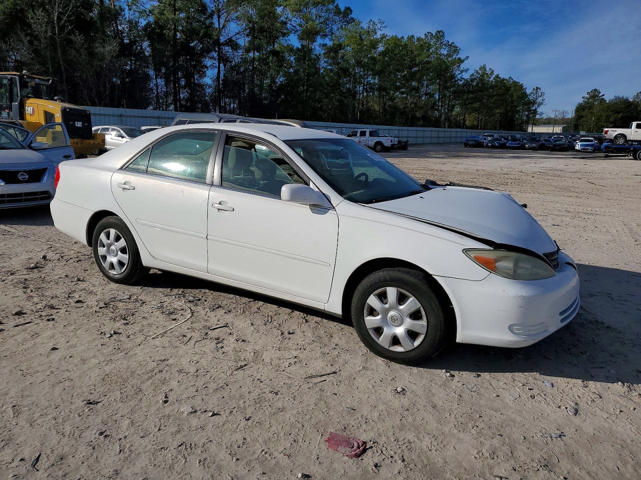2002 TOYOTA CAMRY LE photo 7