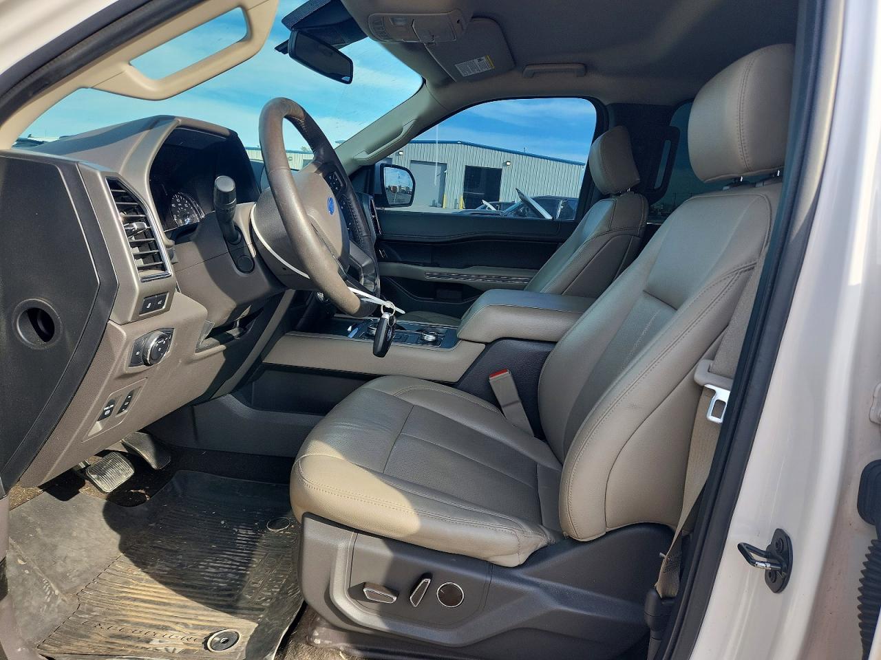 2019 FORD EXPEDITION MAX XLT photo 7