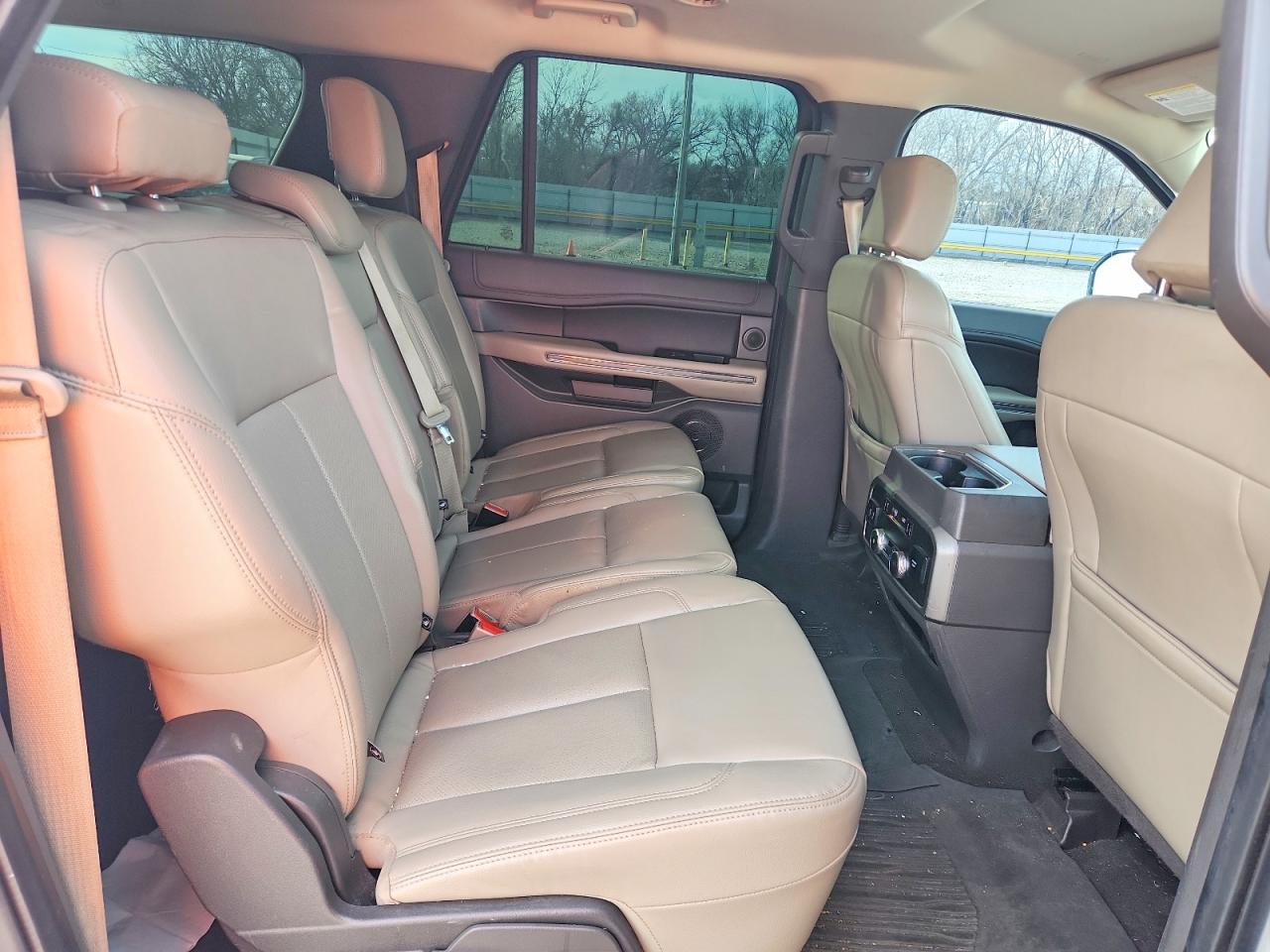 2019 FORD EXPEDITION MAX XLT photo 11