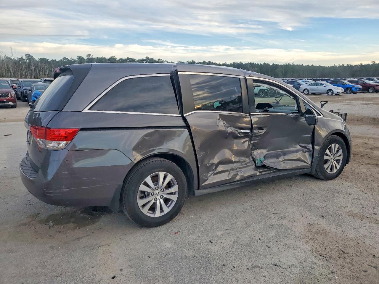 2014 HONDA ODYSSEY EXL photo 3