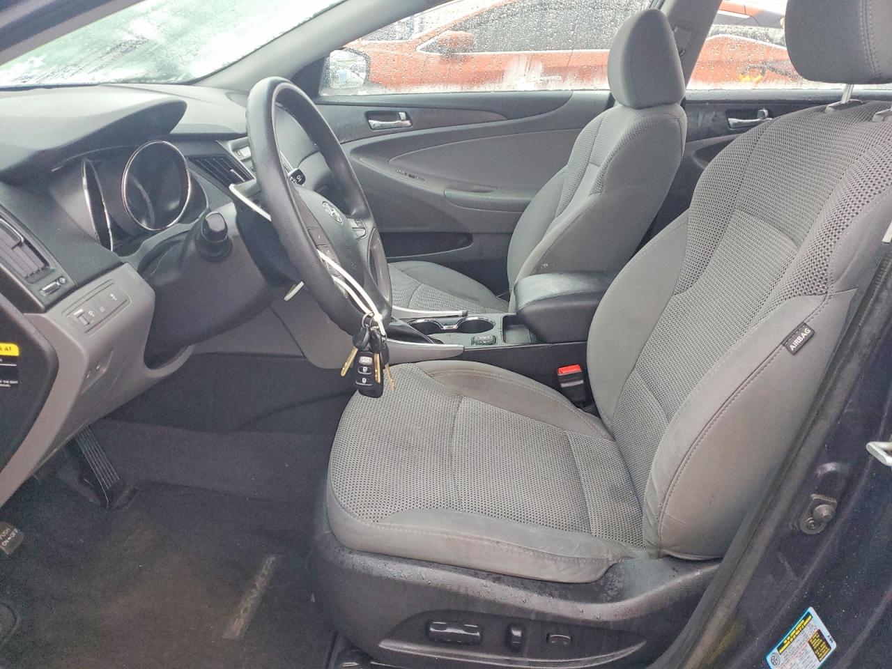 2014 HYUNDAI SONATA GLS photo 7