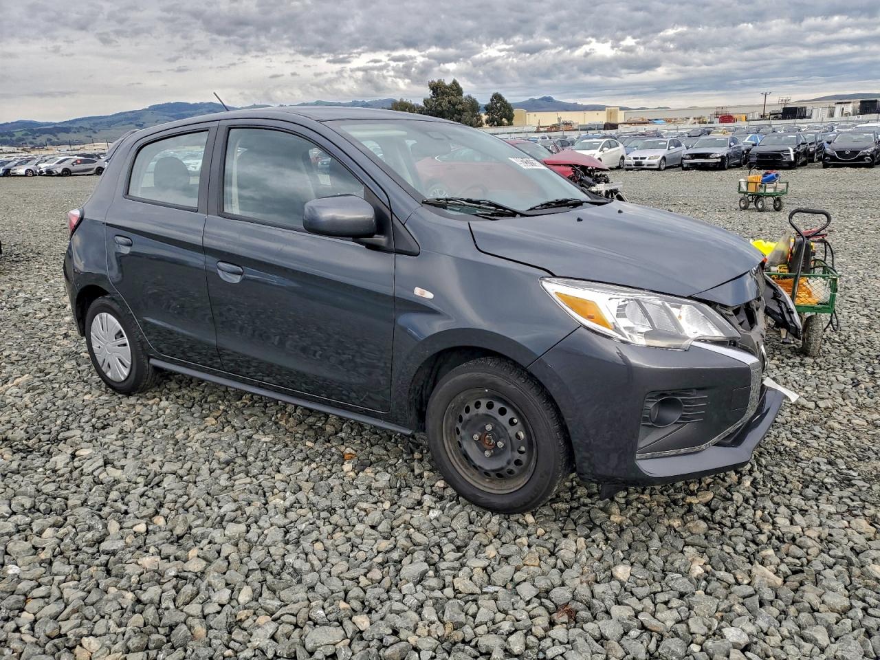 2024 MITSUBISHI MIRAGE ES photo 4