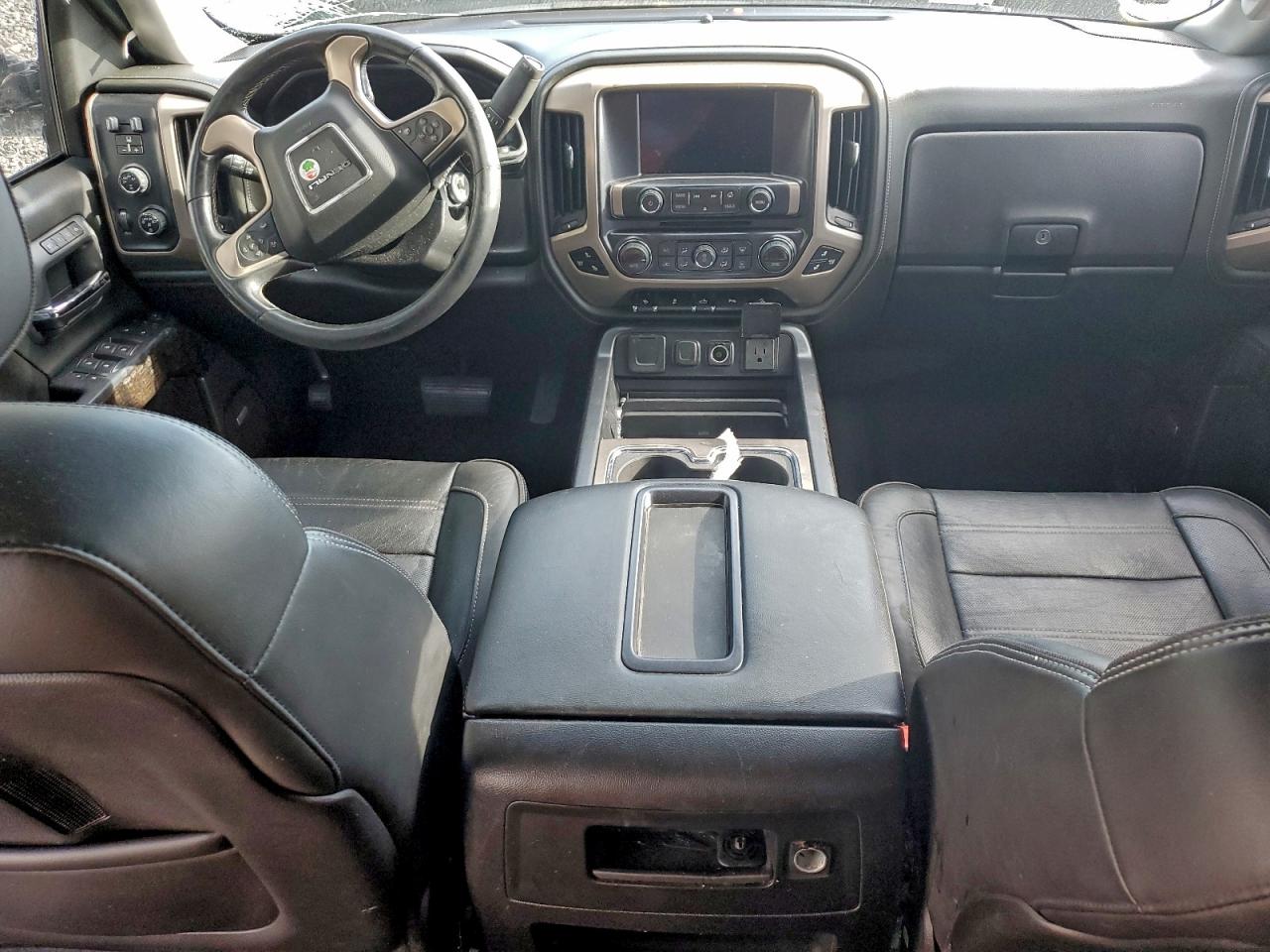 2015 GMC SIERRA K1500 DENALI photo 8