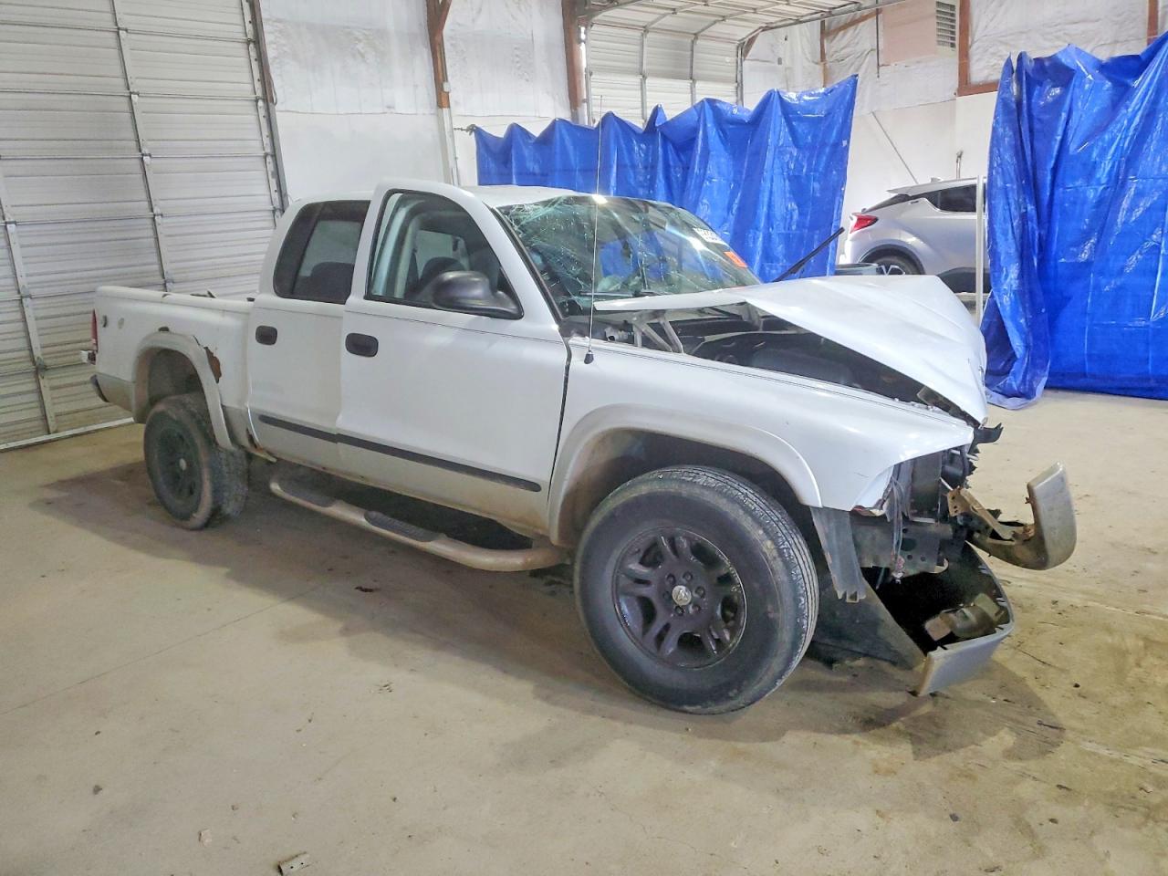 2004 DODGE DAKOTA QUAD SLT photo 4