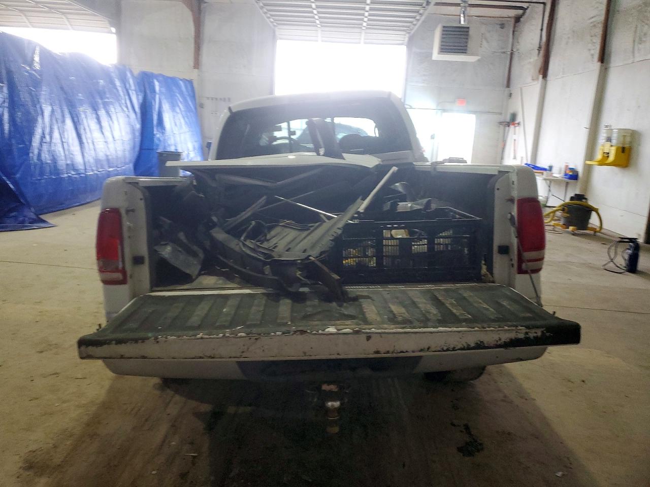2004 DODGE DAKOTA QUAD SLT photo 6