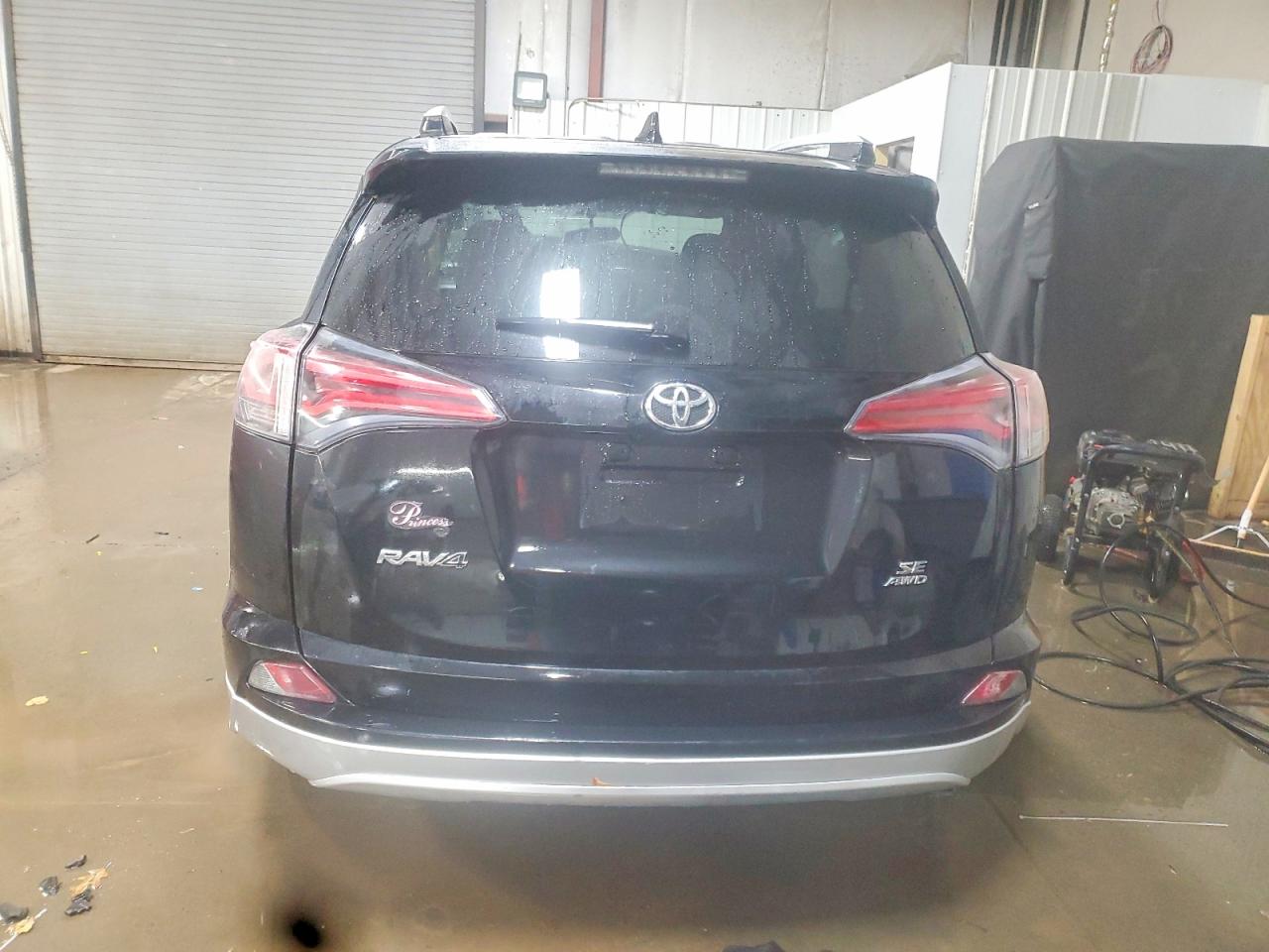 2016 TOYOTA RAV4 SE photo 6