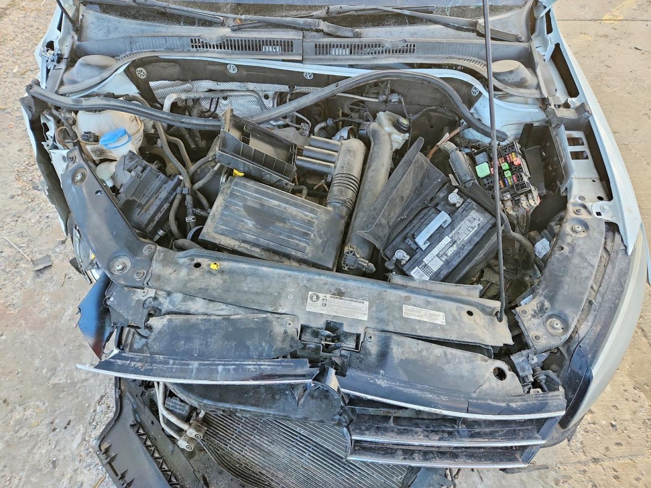 2017 VOLKSWAGEN JETTA S photo 31