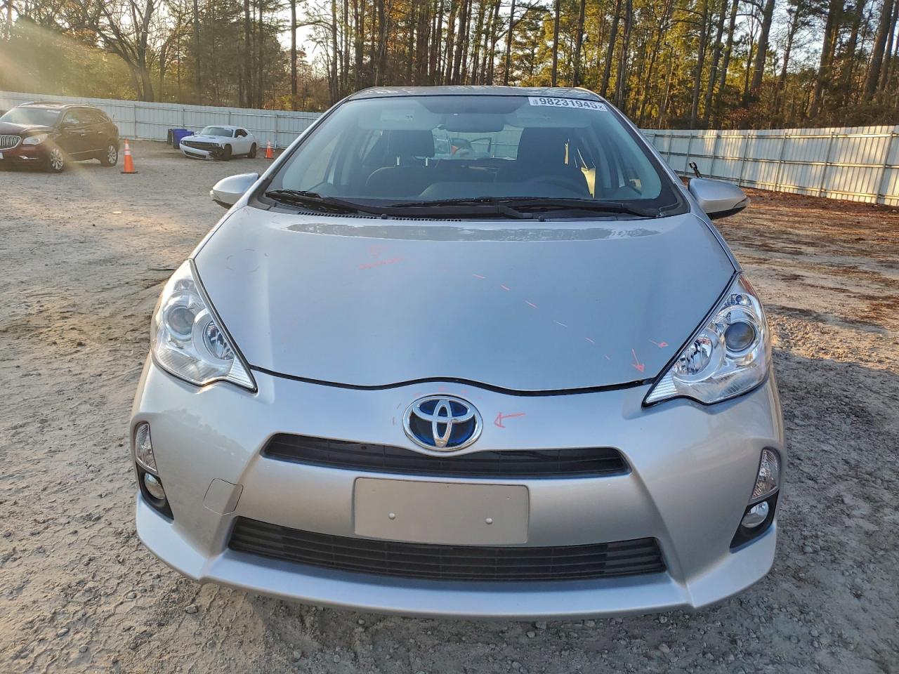 2013 TOYOTA PRIUS C photo 5
