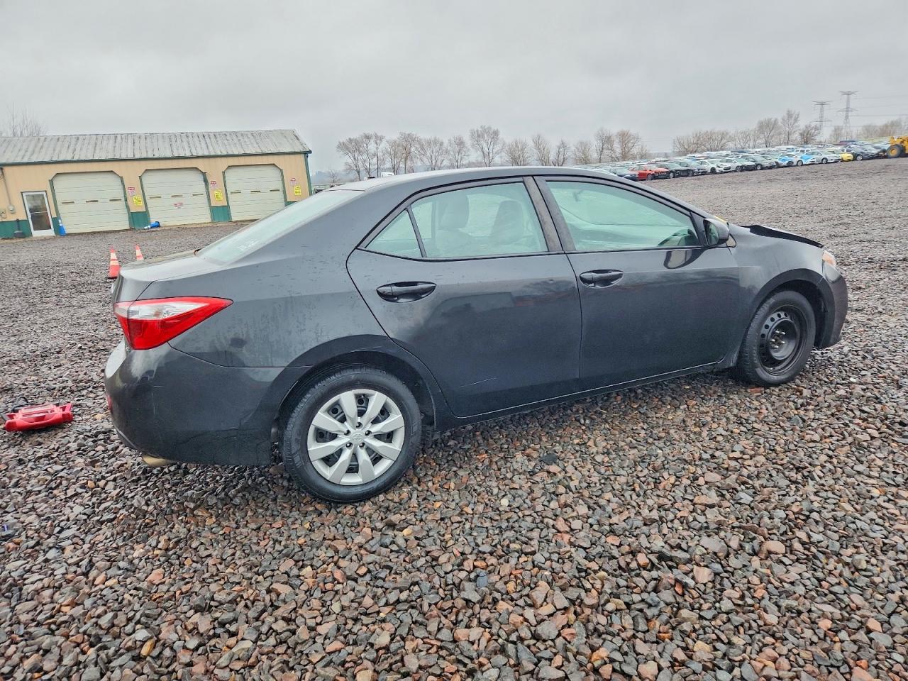 2016 TOYOTA COROLLA L photo 3