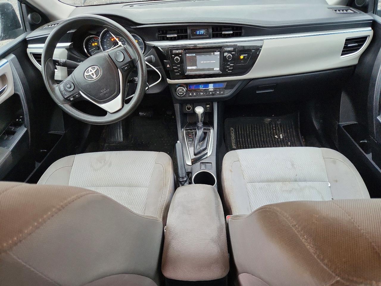2016 TOYOTA COROLLA L photo 8