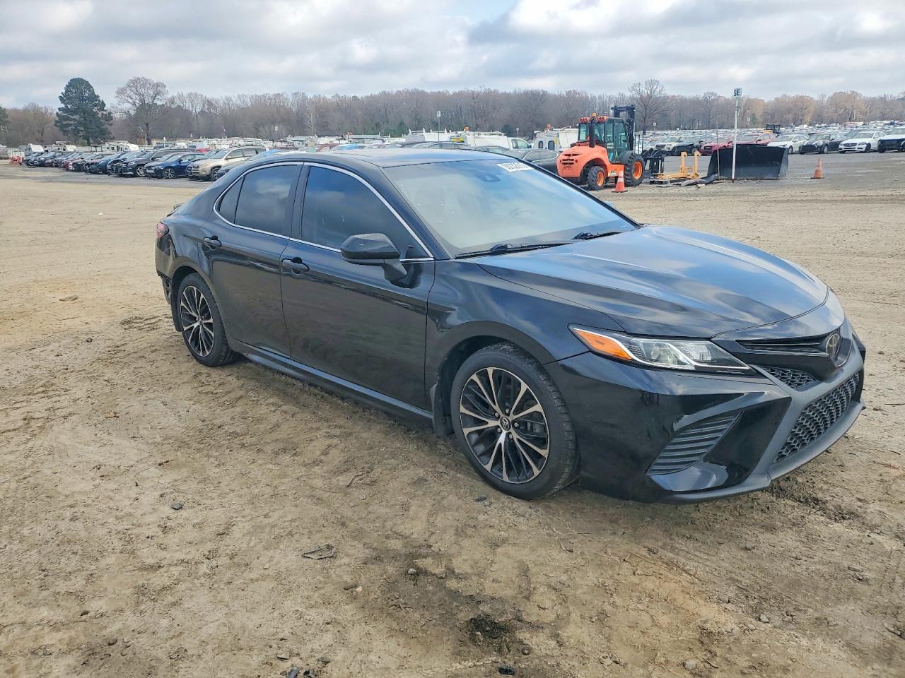 2018 TOYOTA CAMRY L photo 7
