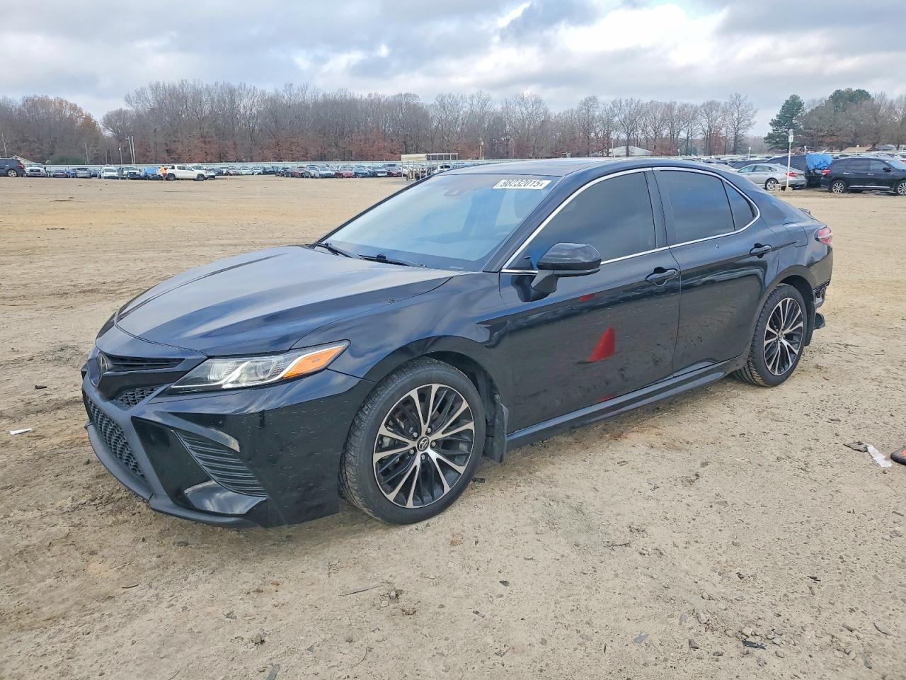 2018 TOYOTA CAMRY