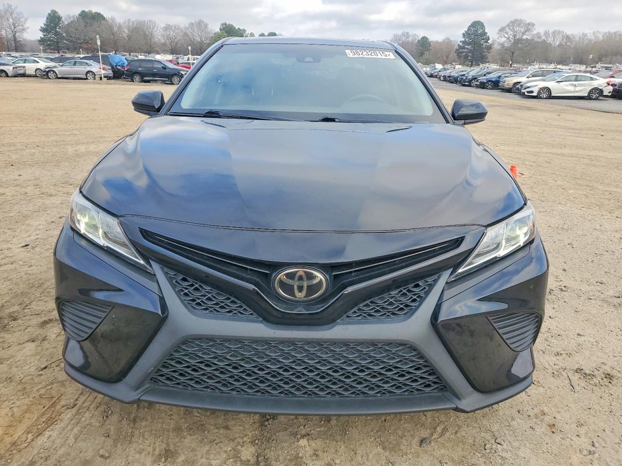2018 TOYOTA CAMRY L photo 9