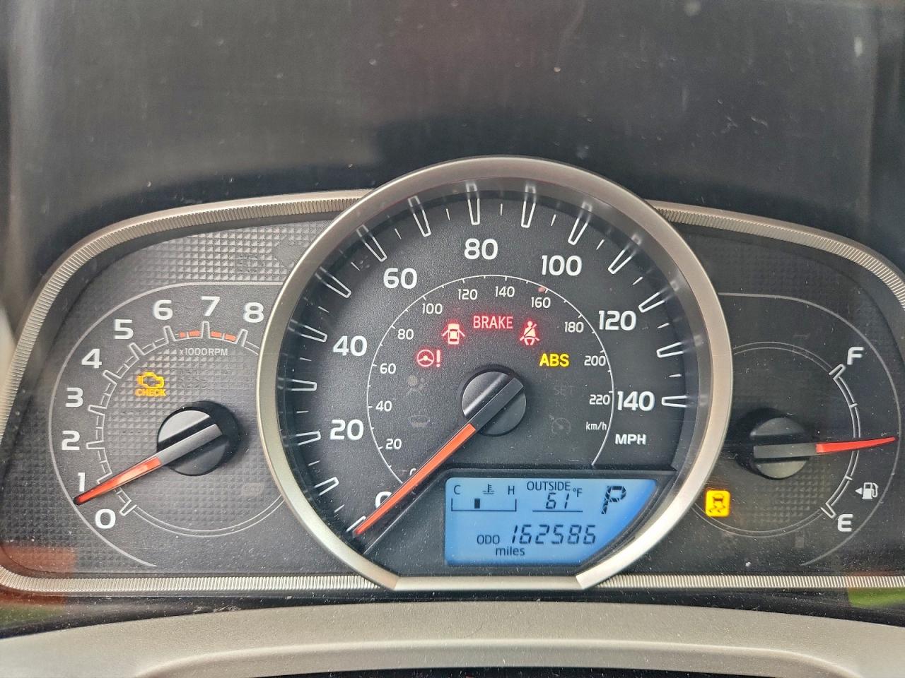 2015 TOYOTA RAV4 XLE photo 9