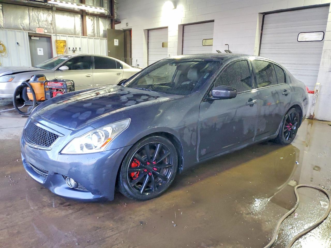 2012 INFINITI G37