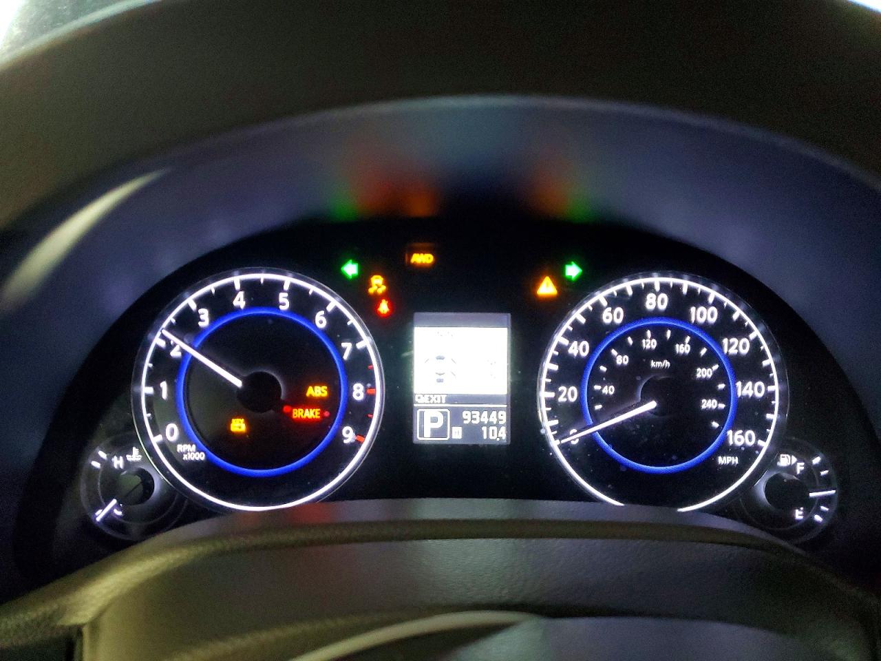 2012 INFINITI G37 photo 9