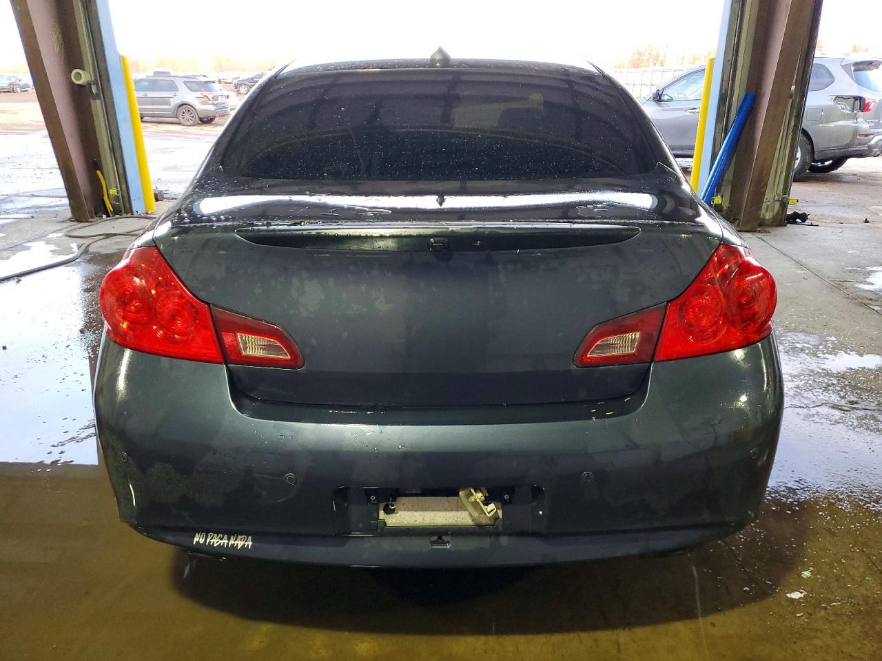 2012 INFINITI G37 photo 6