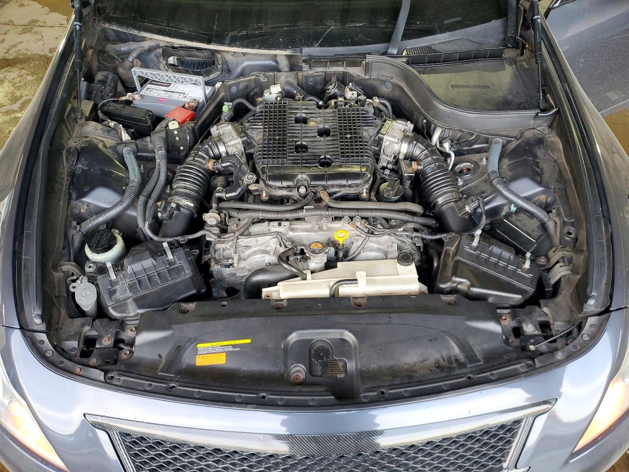2012 INFINITI G37 photo 11