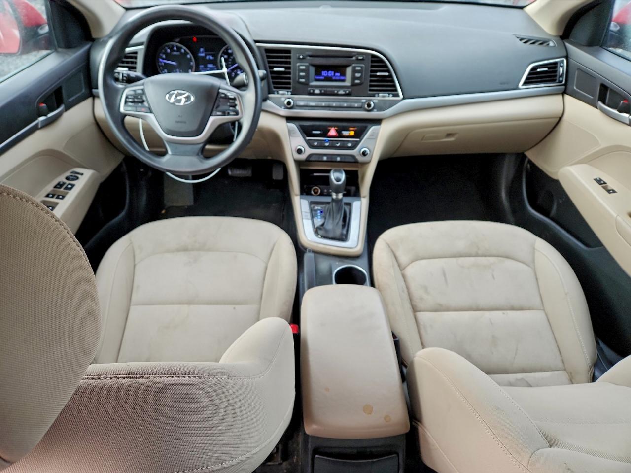 2017 HYUNDAI ELANTRA SE photo 8