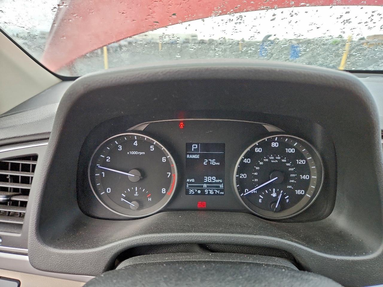 2017 HYUNDAI ELANTRA SE photo 9
