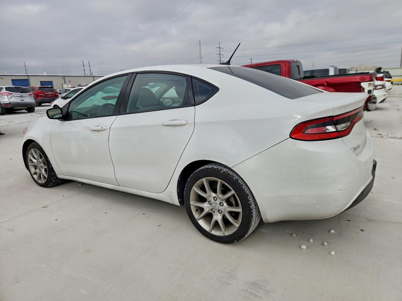 2013 DODGE DART SXT photo 2