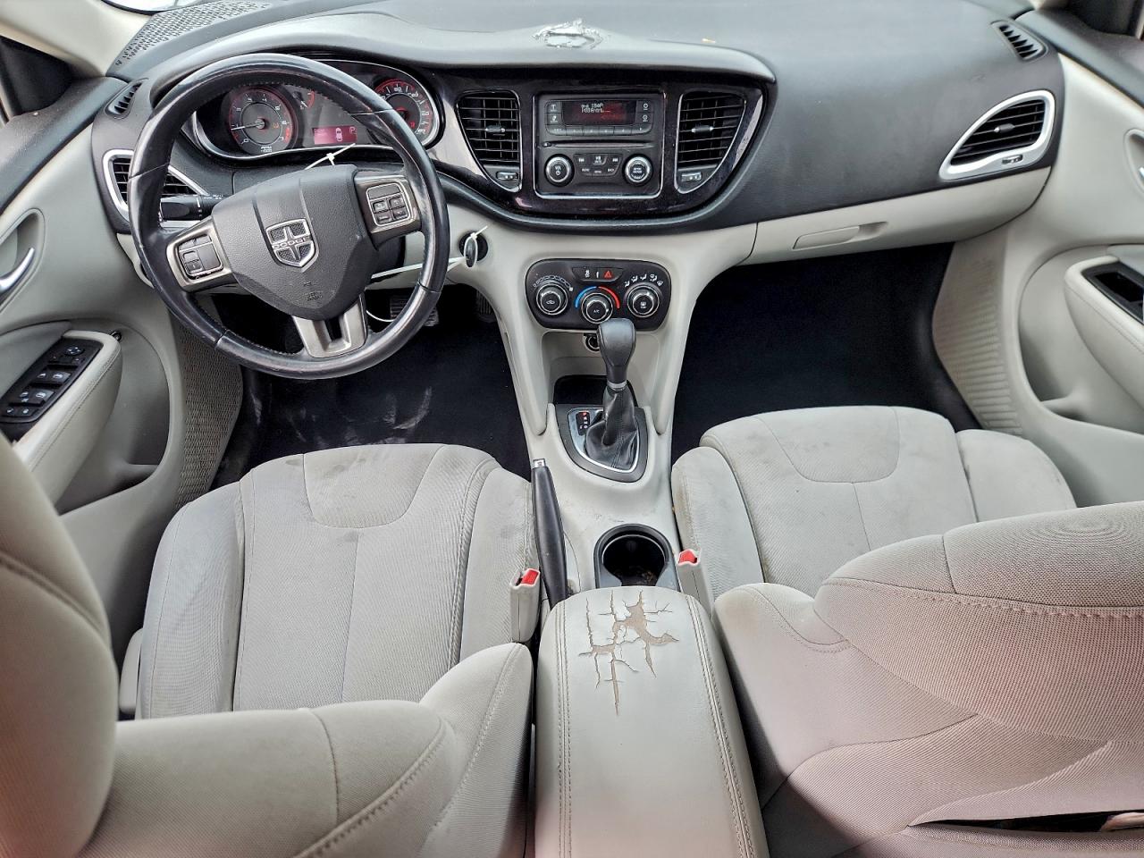 2013 DODGE DART SXT photo 8