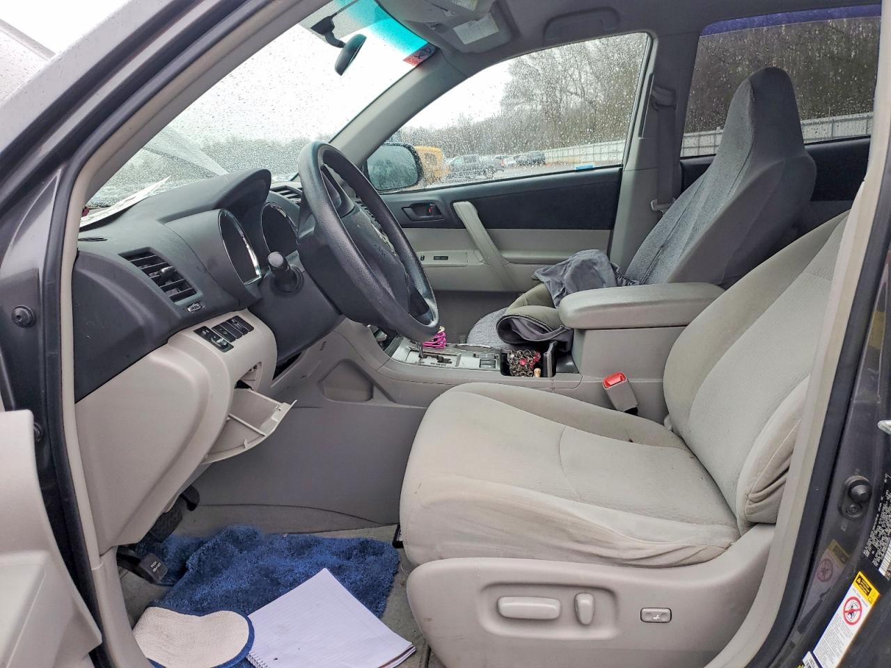 2010 TOYOTA HIGHLANDER photo 7