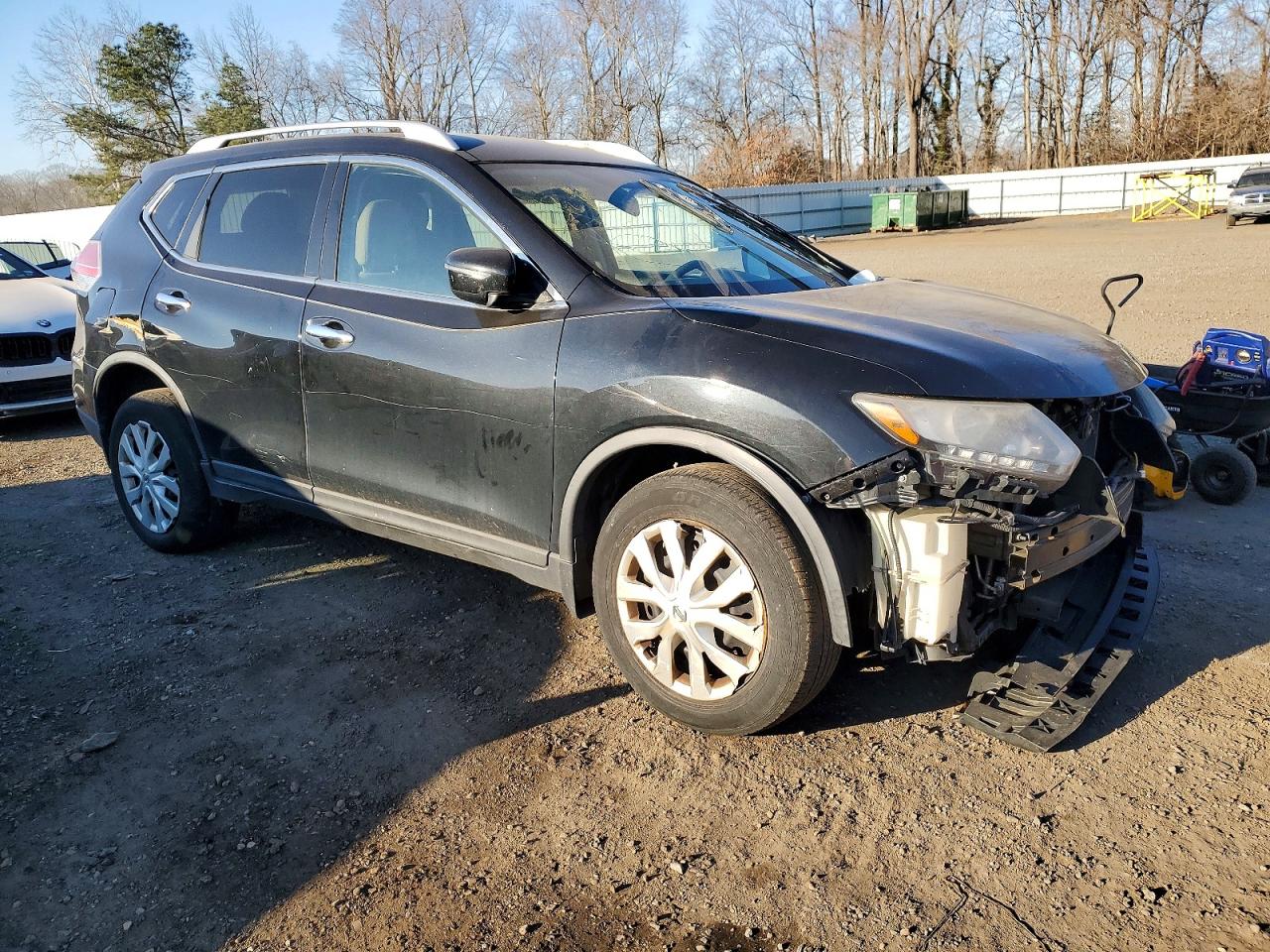 2016 NISSAN ROGUE S photo 4