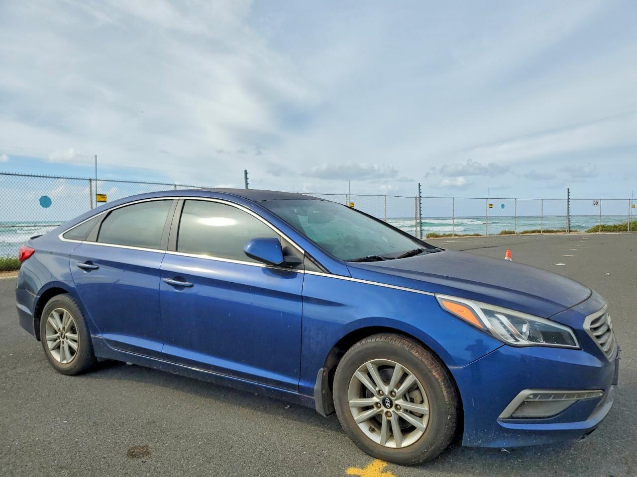 2015 HYUNDAI SONATA SE photo 4