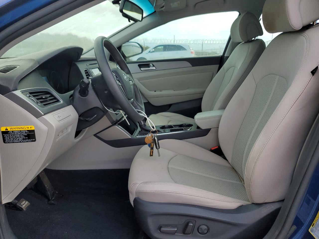 2015 HYUNDAI SONATA SE photo 7