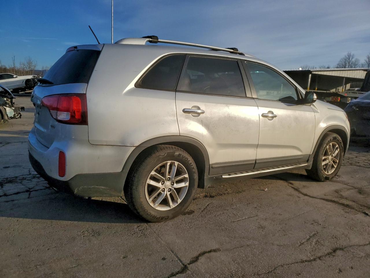 2014 KIA SORENTO LX photo 3