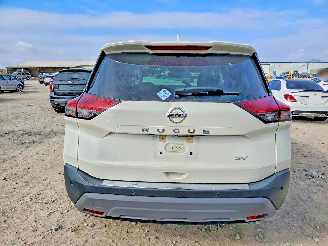 2021 NISSAN ROGUE SV photo 6
