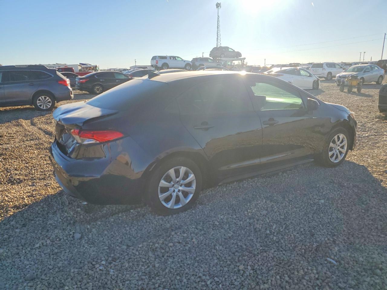 2020 TOYOTA COROLLA LE photo 3