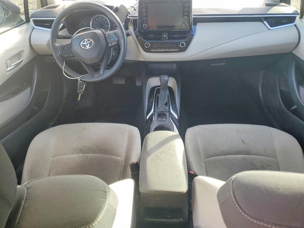 2020 TOYOTA COROLLA LE photo 8