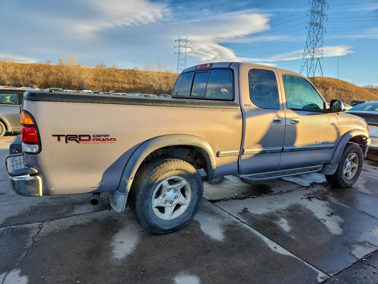 2001 TOYOTA TUNDRA SR5 photo 3