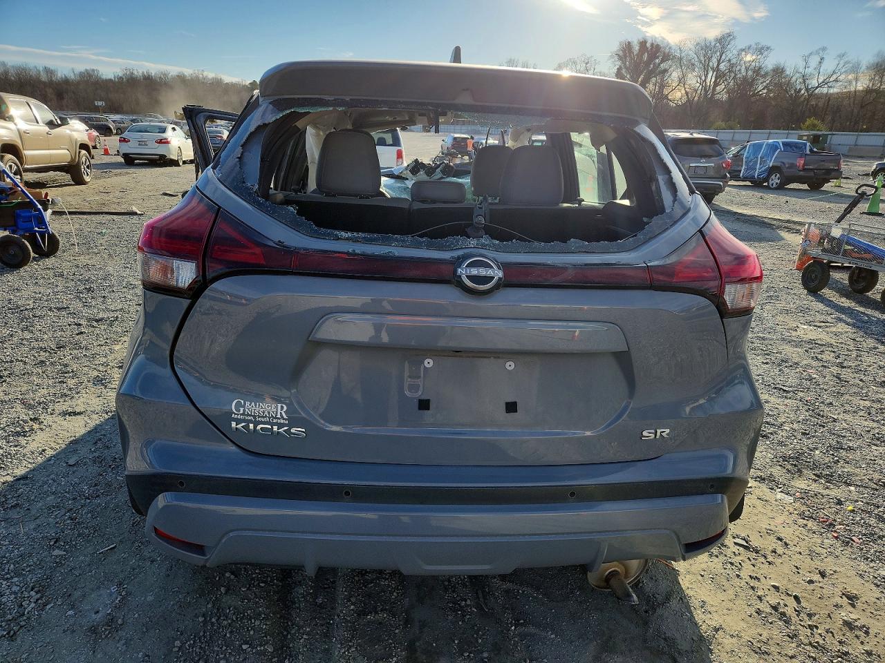 2023 NISSAN KICKS SR photo 6