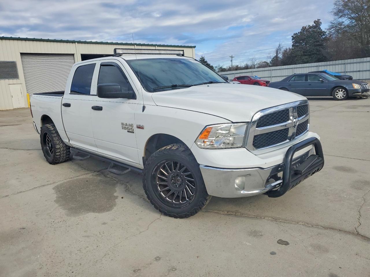 2019 RAM 1500 CLASSIC TRADESMAN photo 4