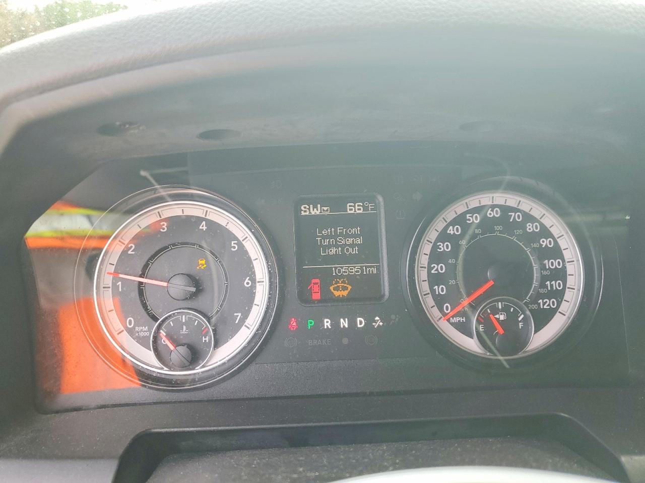 2019 RAM 1500 CLASSIC TRADESMAN photo 9