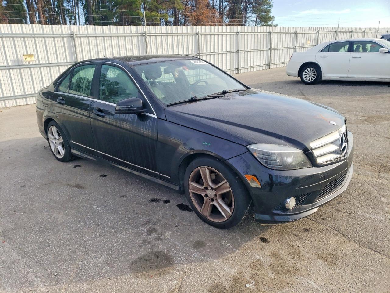 2010 MERCEDES-BENZ C 300 photo 4