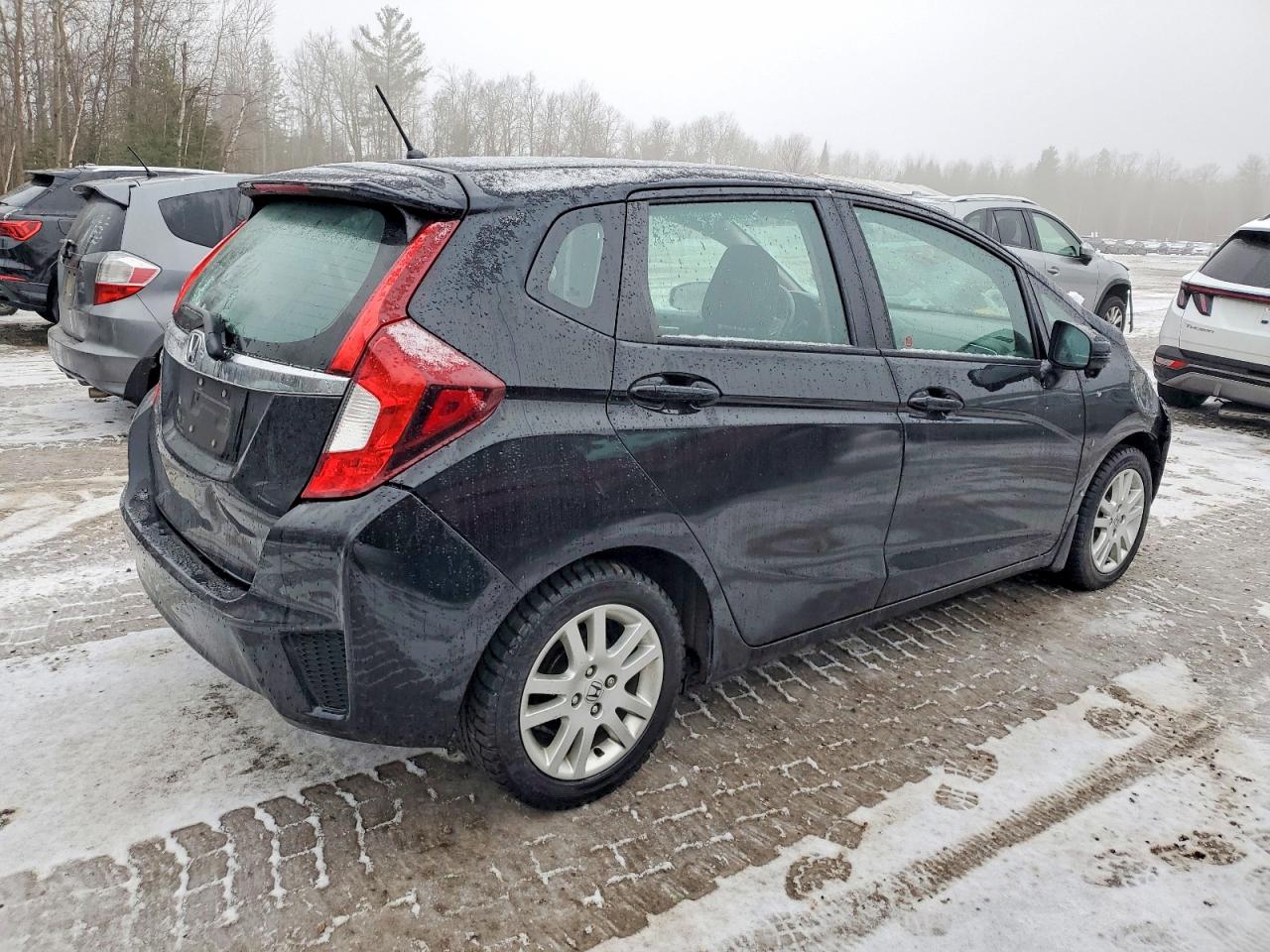 2015 HONDA FIT EX photo 3