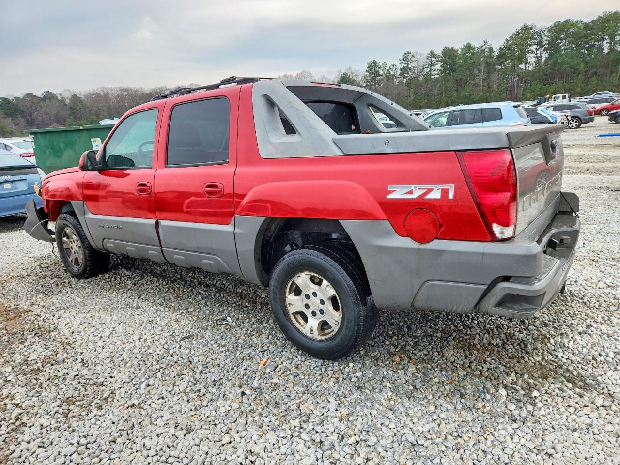 2002 CHEVROLET AVALANCHE K1500 photo 2
