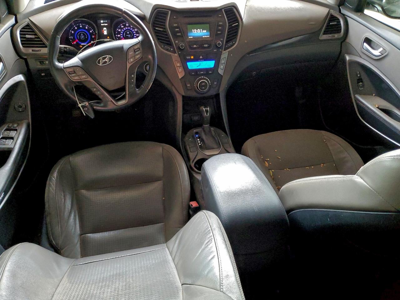 2014 HYUNDAI SANTA FE GLS photo 8