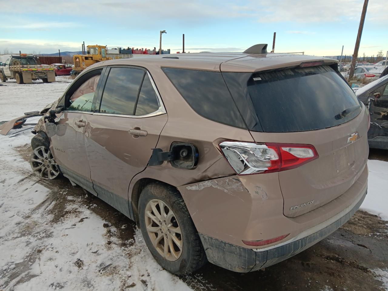 2019 CHEVROLET EQUINOX LT photo 2