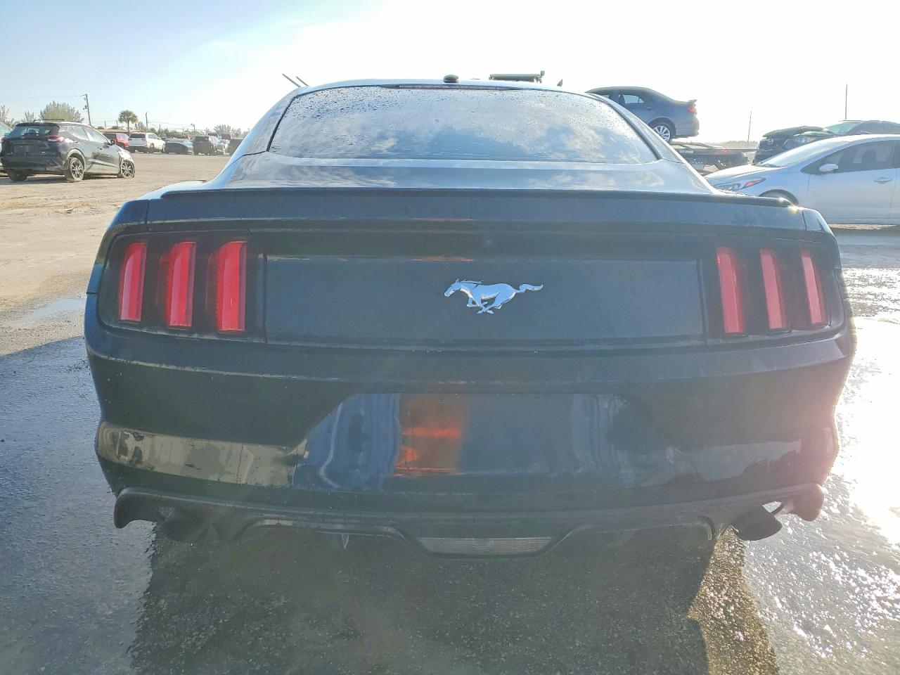 2015 FORD MUSTANG photo 6