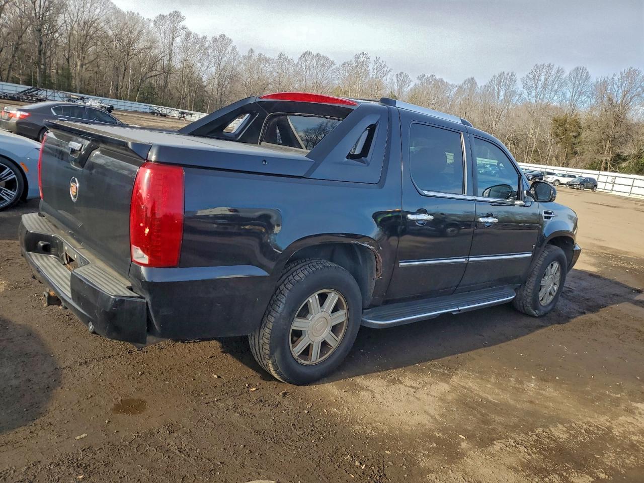 2007 CADILLAC ESCALADE EXT photo 3