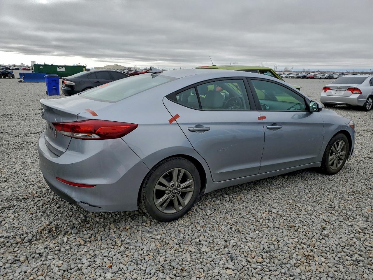 2017 HYUNDAI ELANTRA SE photo 5